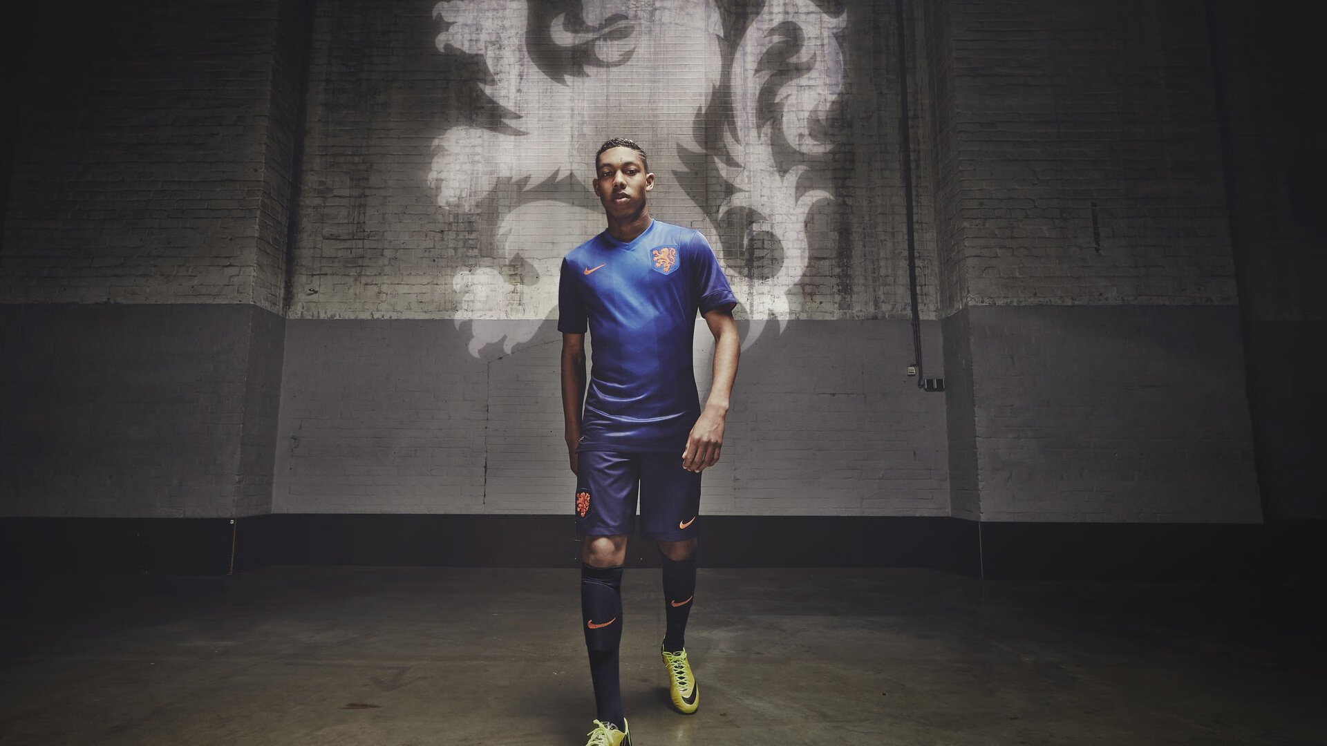 英超裁判语义模型提升多语境判罚的准确率，英超裁判一场多少钱